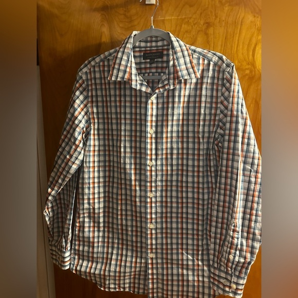 Banana Republic Other - Men’s Banana republic button down dress shirt size medium